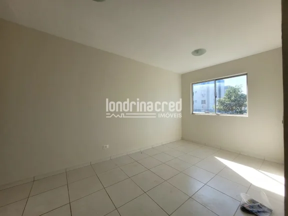 Imagem Oportunidade em Londrina: apartamento reformado no Park Nações Unidas, 3 quartos, 1 banheiro, sol da manhã, cozinha integrada e ótima localização.