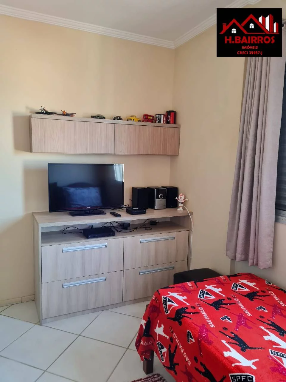 Imagem APARTAMENTO VENDE JARDIM PAULISTA 2 DORMS(1 SUÍTE),2 VAGAS DE GARAGEM,80 M
