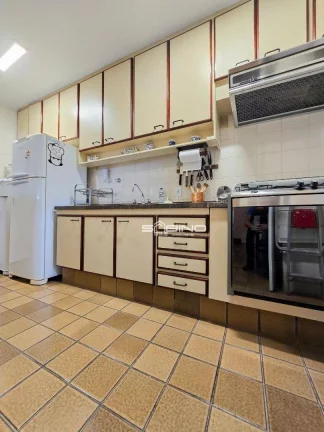 Imagem Oportunidade Apartamento Pé na Areia à venda, com 4 Suítes 149m² - Riviera de São Lourenço, Bertioga SP.