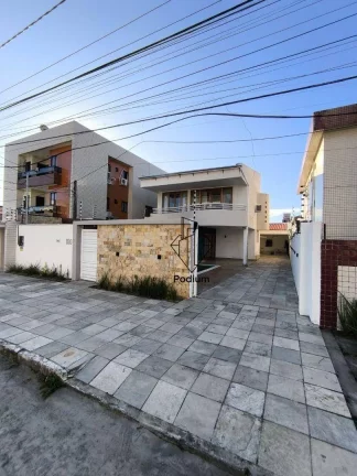 Imagem Casa 1º andar com piscina e projetados a 120m da praia do Bessa -CA0205.