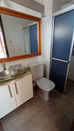 Imagem Cobertura à venda, com 2 quartos, 130,3m²