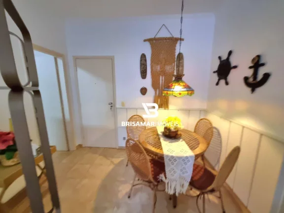 Imagem PITANGUEIRAS- LOCAL NOBRE , AMPLO APARTAMENTO CLARO E AREJADO , GARAGEM NO PRÉDIO.