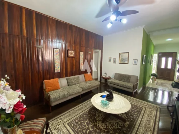 Imagem Casa com 8 quartos e 11 banheiros em Santos