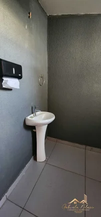 Imagem Casa com duas suítes com galpao e loja comercial