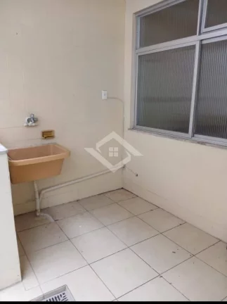Imagem Casa Duplex de 4 Quartos para locação no Bairro São Francisco, Niterói