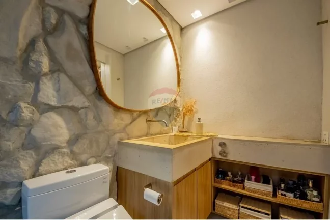Imagem Apartamento Garden que se destaca pela localização no bairro charmoso da Vila Madalena, com 2 dormitórios, sendo 1 suite, 2 banheiros e 1 vaga .