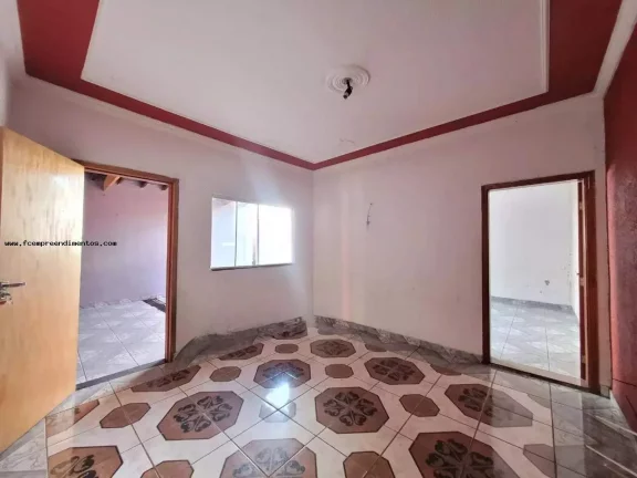 Imagem Casa para Locação em Limeira, Jardim Residencial José Cortez, 2 dormitórios, 3 banheiros, 4 vagas