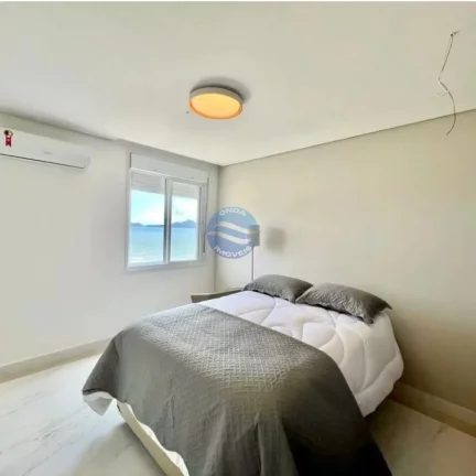 Imagem Apartamento para venda na orla de Santos com vista mar