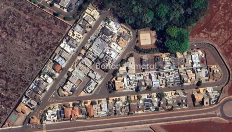 Imagem Venha conhecer esta linda residência no condomínio Jacarandás, em Betel, que une sofisticação, ...