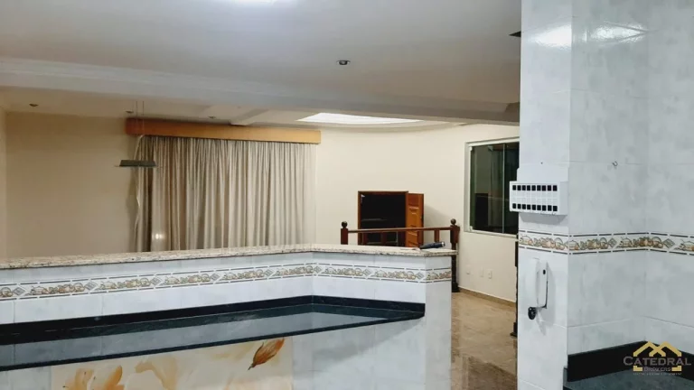 Imagem Sobrado 3 Quartos (1 Suíte) à Venda - Cidade Jardim - Jundiaí/SP.