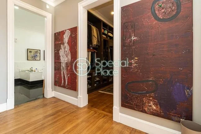Imagem Casa em excelente localização no Jardim Guedala, direcionada para um lindo jardim com piscina em d...