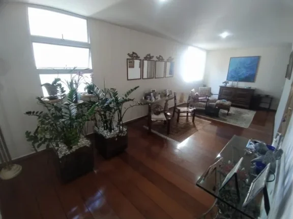 Imagem Espaçoso Apartamento Jardim Paulista - 179M², 3 Dorms, 1 Suíte, Sala para 2 Ambientes, 2 Vagas, Armários.