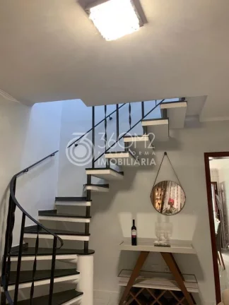 Imagem Sobrado para Venda em Santo André / SP no bairro Vila Bastos