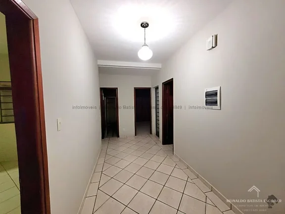Imagem Casa térrea usada à venda ótima localização próxima ao Horto Florestal