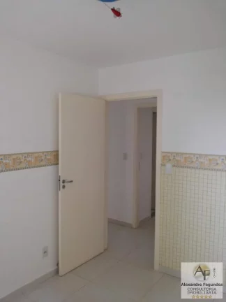 Imagem Apartamento para Venda em Goiânia, VILA ROSA, 3 dormitórios, 1 suíte, 2 banheiros, 1 vaga