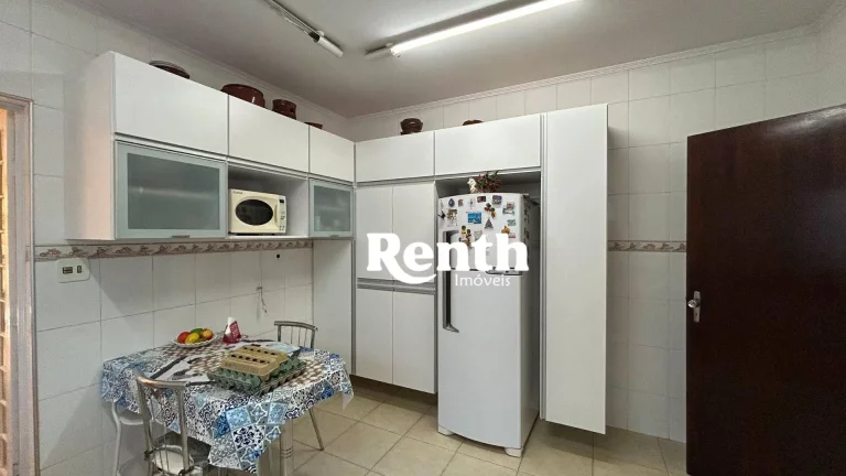 Imagem Casa com 3 dormitórios à venda, 205 m² por R$ 690.000,00 - Jardim Primavera - Rio Claro/SP