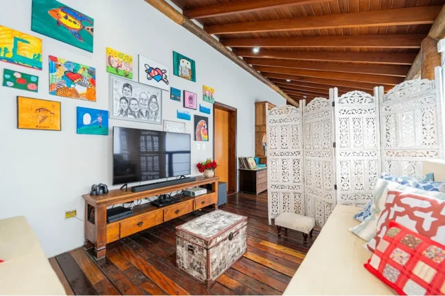 Imagem Imperdível: Casa à venda em São Paulo-SP, no Planalto Paulista, com 4 quartos, 4 suítes, 10 banheiros, 4 vagas e 326m².