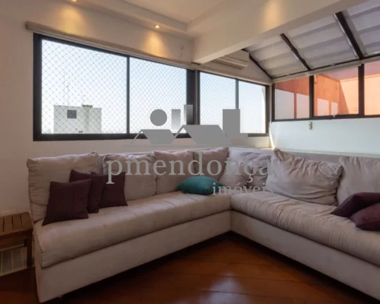 Imagem Cobertura Duplex com 260m² em ótimo estado de conservação a venda nas Perdizes.