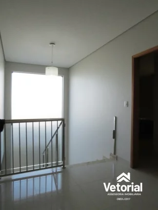 Imagem Sobrado Alto Padrão 3 Quartos no Bairro Bandeirantes - Barreiras-Ba