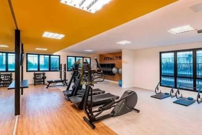 Imagem Apartamento com 41m², dispõe de 1 dormitório, 1 banheiro, sala, cozinha, armários na cozinha e d...