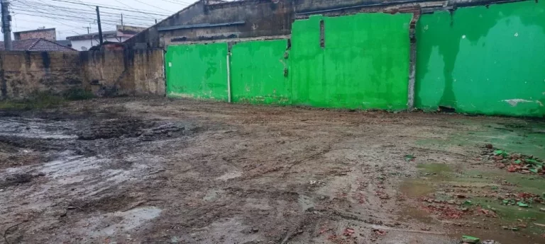 Imagem Terreno para alugar, 337 m² por R$ 2.600,00/mês - Jundiapeba - Mogi das Cruzes/SP