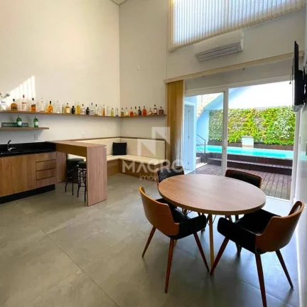 Imagem Casa Mobiliada | Czerniewicz | 3 quartos (1 suíte) | 312m²