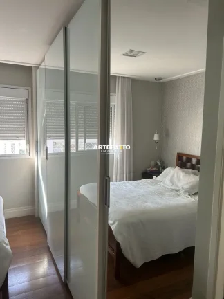Imagem Apto 2 Dorm., sendo 2 suítes, Lavabo, 4 banheiros 2 vagas excelentes demarcadas,