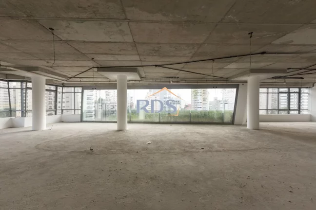 Imagem Apartamento no contrapiso a venda de 575m² com 4 suítes e 6 vagas no Itaim