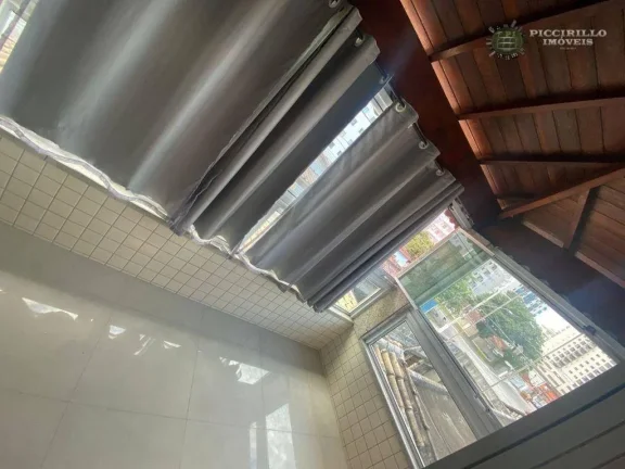 Imagem Sobrado com 3 dormitórios à venda, 180 m² por R$ 950.000,00 - Vila Guilhermina - Praia Grande/SP