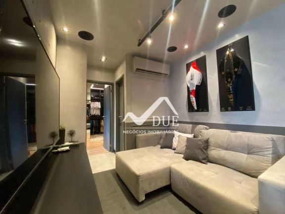 Imagem Apartamento com 2 dormitórios à venda, 75 m² por R$ 1.350.000,00 - Gonzaga - Santos/SP