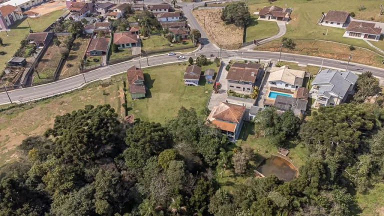 Imagem Terreno com 1.727m2 no Ferraria