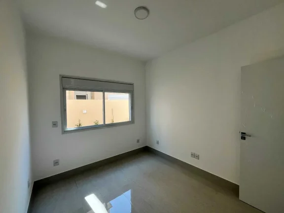 Imagem Casa com 3 dormitórios sendo 1 suíte e 1 vaga de garagem em Gov Celso Ramos/SC