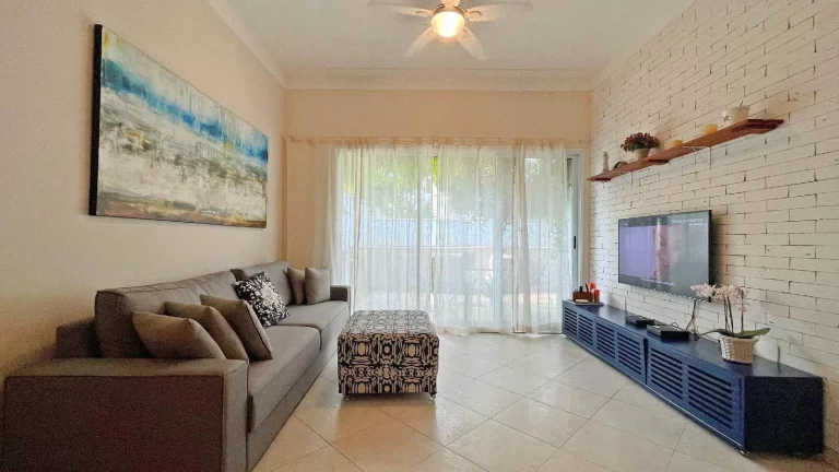 Imagem Luxuoso Aparthouse à Venda na Riviera de São Lourenço