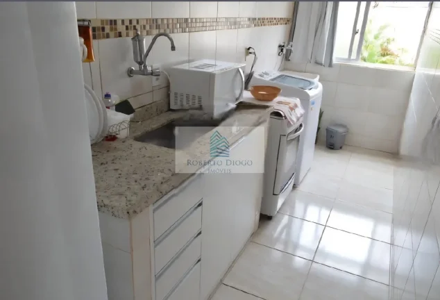 Imagem Apartamento à venda na Taquara, Rio de Janeiro - RJ: 2 quartos, 1 sala, 1 banheiro, 1 vaga de garagem, 52m²!