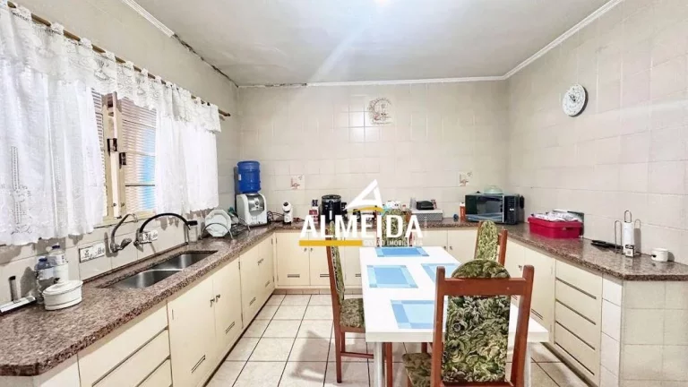 Imagem Casa com 3 dormitórios à venda, 180 m² por R$ 450.000,00 - Centro - Santa Gertrudes/SP