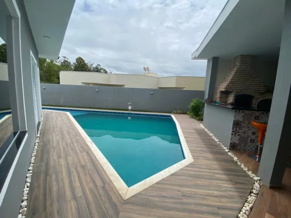 Imagem Incrível casa com piscina a venda em condomínio fechado Ninho Verde I Eco Residence em Porangaba- SP