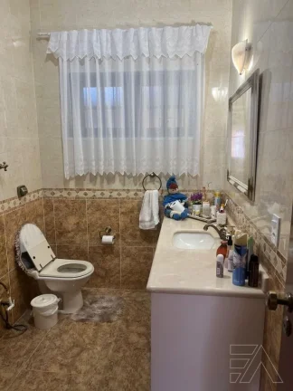 Imagem ATIBAIA BELVEDERE. CASA COM PISCINA. 04 DORM.