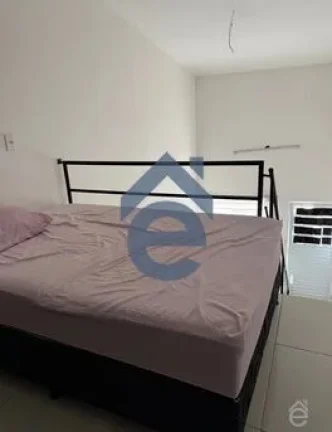 Imagem Casa no Poço, próximo a Praça da Maravilha, com Térreo e Primeiro Piso independe