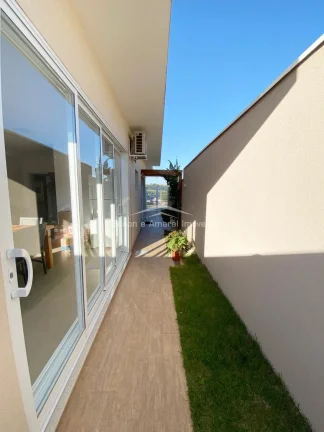 Imagem Casa em condomínio para venda em Valinhos S.P.

Casa nova e maravilhosa no condomínio Villa do Sol...