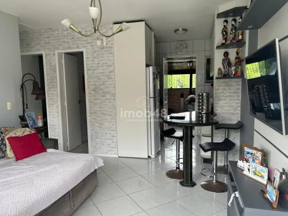 Imagem Casa em Forquilhinhas - 2 Dormitórios, 72m² por R$350.000