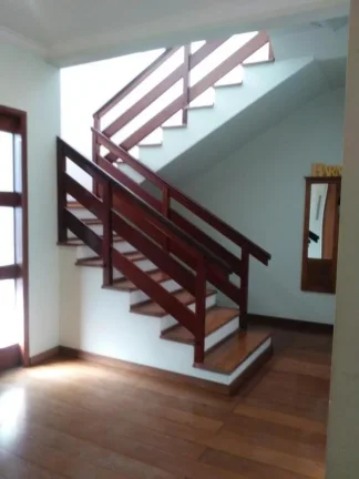 Imagem Casa em Aldeia da Serra - 314m²