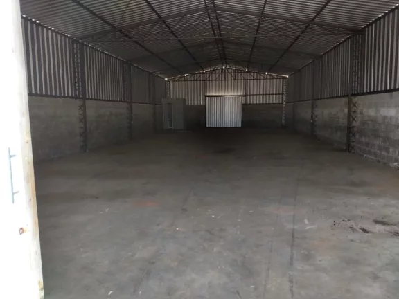 Imagem Barracão novo com excelente localização, frente para rodovia. *, *Área construída: 250 m², . P...