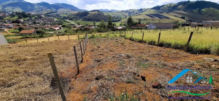 Imagem Seu Sonho Começa Aqui: Lote no Residencial Porto Bello, Paraisópolis!