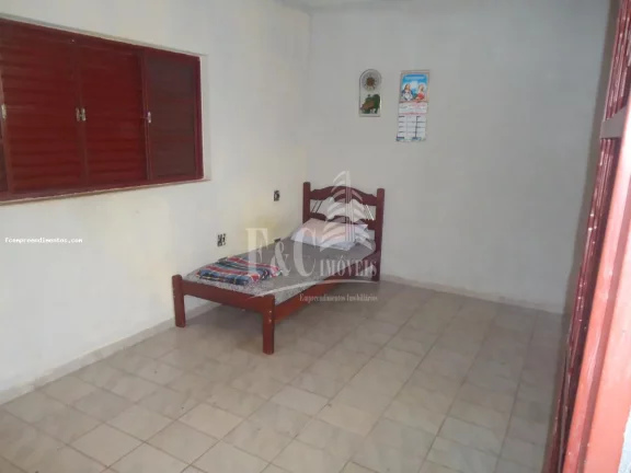 Imagem Casa para Venda em Limeira, JARDIM DO LAGO, 3 dormitórios, 3 suítes, 2 banheiros, 6 vagas