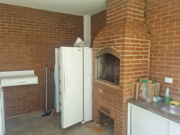 Imagem Alugo Sobrado com 3 dormitórios - 2 vagas - Edícula - Jardim Consórcio!