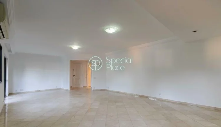 Imagem Amplo apartamento à venda com 3 quartos, sendo 3 suítes, e 4 banheiros no total. Este apartamento ...