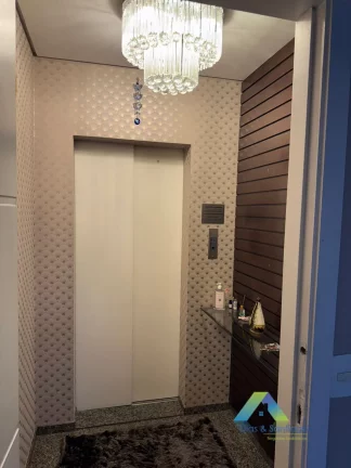 Imagem Apartamento recém reformado em 126m² com 3 dorms, 1 suíte, 3 vagas com localização privilegiada na região do Tatuapé/SP