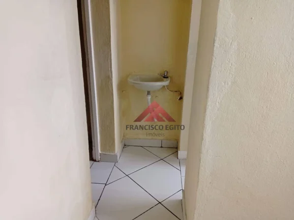 Imagem Kitnet com 1 dormitório à venda, 340 m² por R$ 130.000,00 - Brasilândia - São Gonçalo/RJ