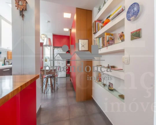Imagem Apartamento na Rua Sergipe com 3 quartos (1 suíte) e 1 vaga, 220m².