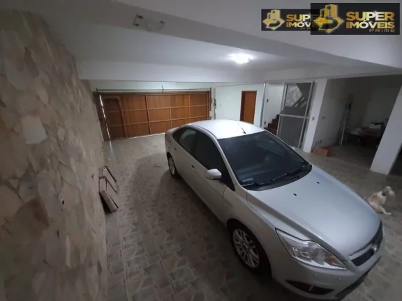 Imagem Casa Alto Padrão para Venda na Colina do Sol em Pelotas-RS